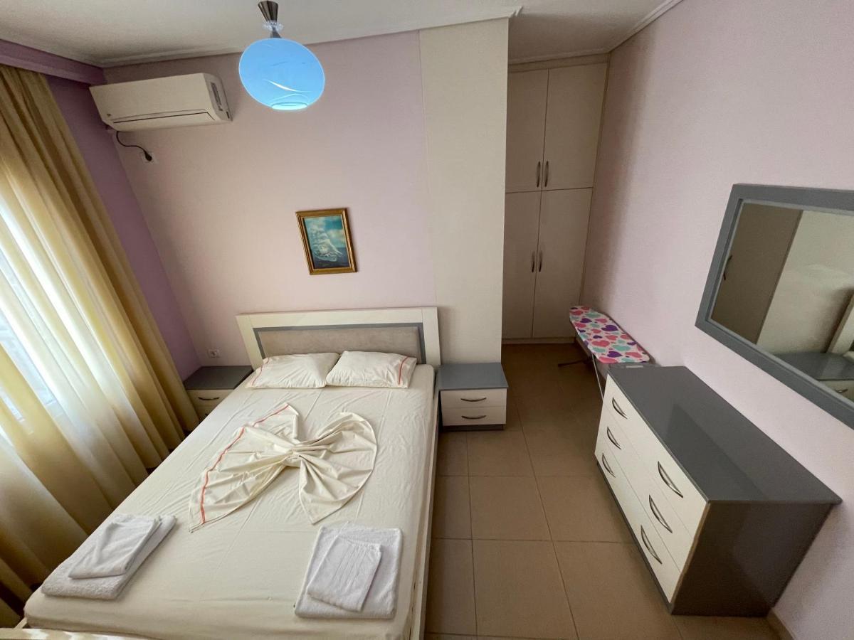 Flower Apartment Sarandë 外观 照片