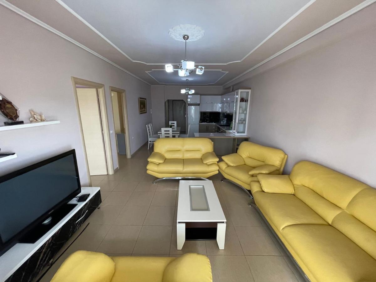 Flower Apartment Sarandë 外观 照片